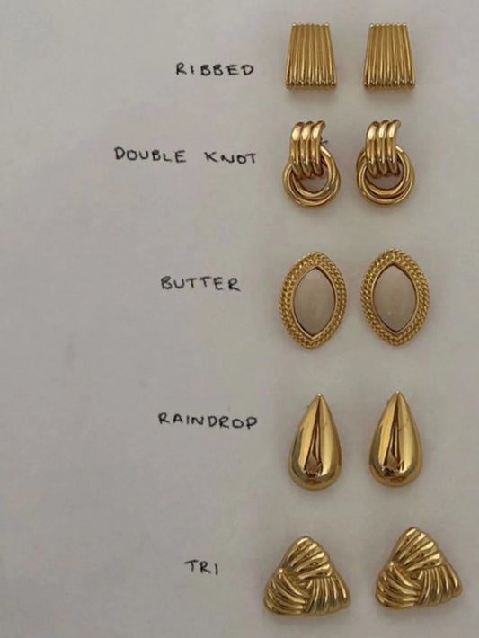 Daily Stud Earrings
