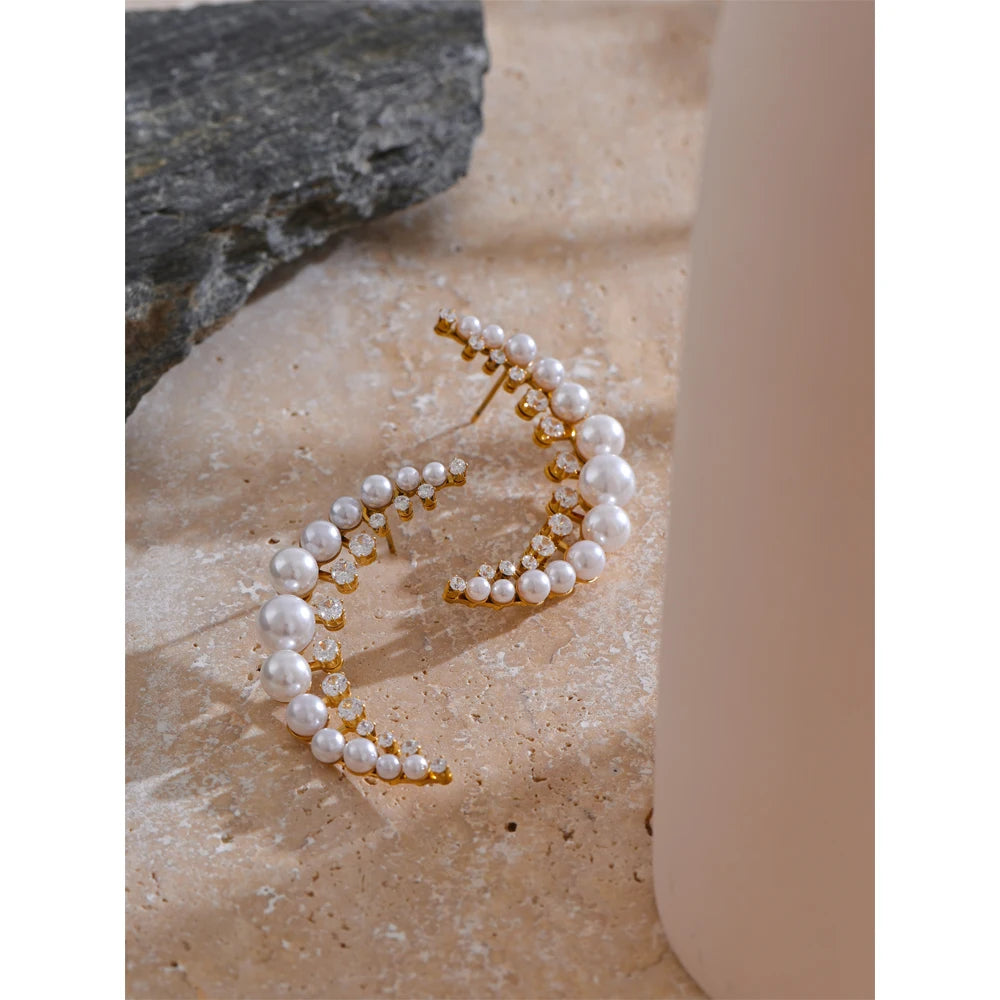 Delicate Pearls Moon Stud Earrings