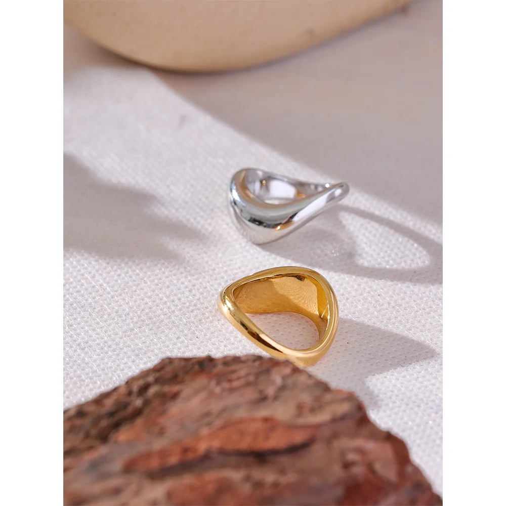 Waterproof Bijoux Ring